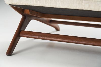 Italian Mid Century Sofa with Sculptrual Legs Italy 1950s