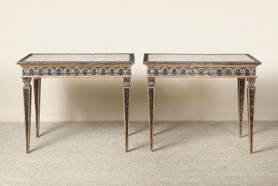 Italian Neoclassic Period Painted Wood Console Table circa 1800