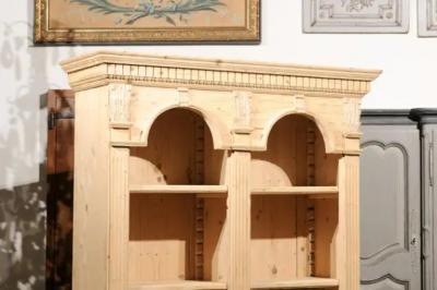 Italian Neoclassical Style Carved Pine Bookcase with Arched Motifs and Capitals
