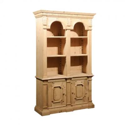 Italian Neoclassical Style Carved Pine Bookcase with Arched Motifs and Capitals