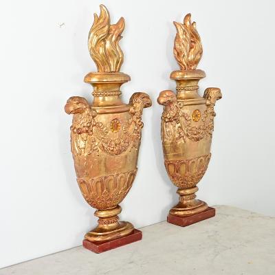 Italian Pair of 19th Century Giltwood Appliqu s