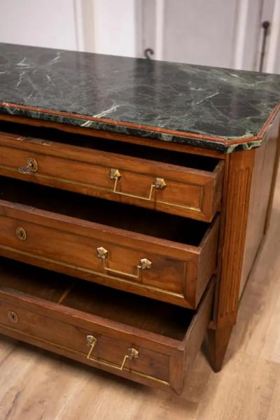 Italian Piemontese 1890s Three Drawer Walnut Commode with Dark Green Marble Top