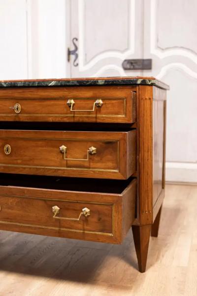 Italian Piemontese 1890s Three Drawer Walnut Commode with Dark Green Marble Top