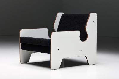 Italian Post Modern Black White One Seater Sofa 1970s