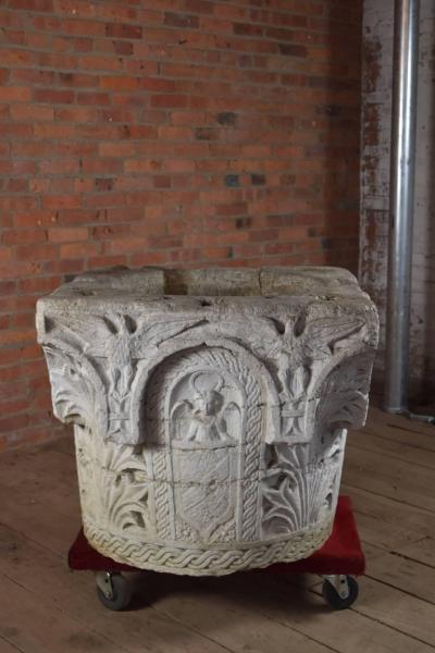 Italian Renaissance Style 19th Century Stone Well Head