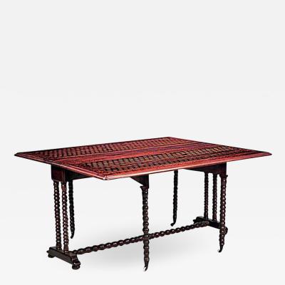 Italian Renaissance Style Mahogany Drop Leaf Dining Table