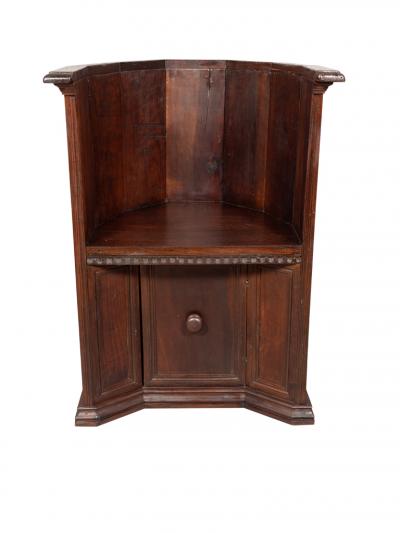 Italian Renaissance Style Walnut Monks Chair