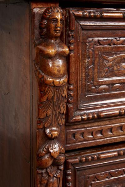 Italian Renaissance Walnut Commode