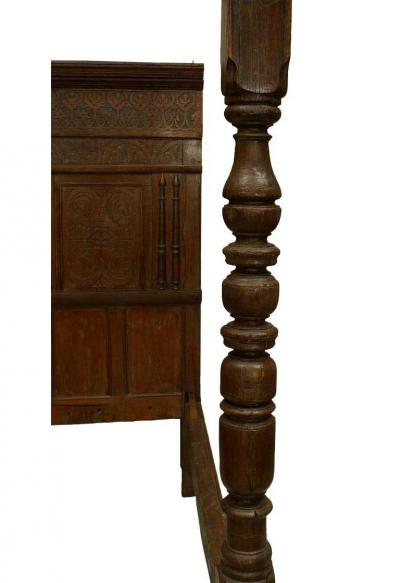 Italian Renaissance Walnut Full Bed