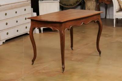 Italian Rococo Early 19th Century Oak Table with Carved Apron and Cabriole Legs