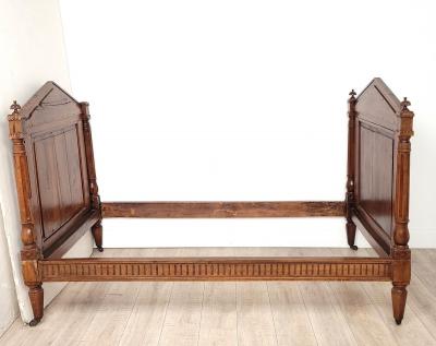 Italian Walnut Daybed circa 1820