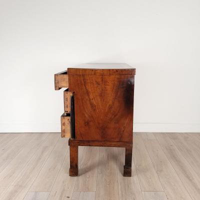 Italian Walnut Neoclassical Commode columns with tall legs 1810