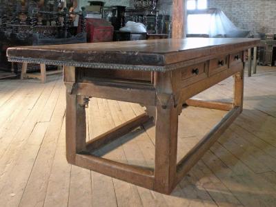 Italian late16th Century Renaissance Walnut Center or Library Table
