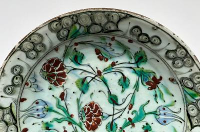 Iznik Shallow Bowl or Charger Ottoman Turkey circa 1620