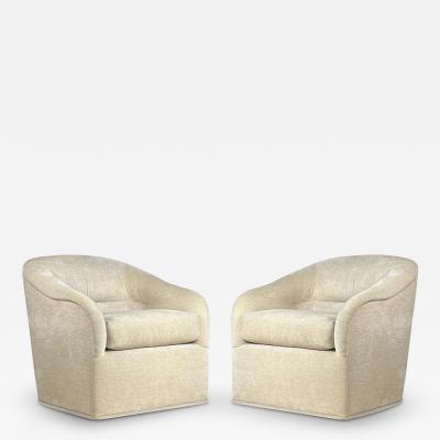 J Robert Scott Pair of Comfortable Club Chairs by Sally Sirkin Lewis for J Robert Scott