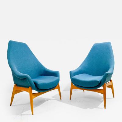J lia Gaubek Pair of Mid Century Modern Blue Armchairs by Julia Gaubek