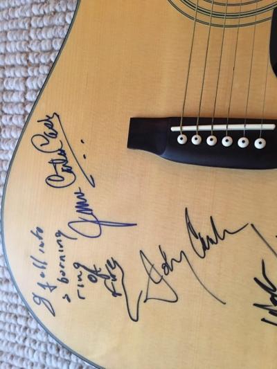 JOHHNY CASH AND JUNE CARTER CASH AUTOGRAPHED GUITAR