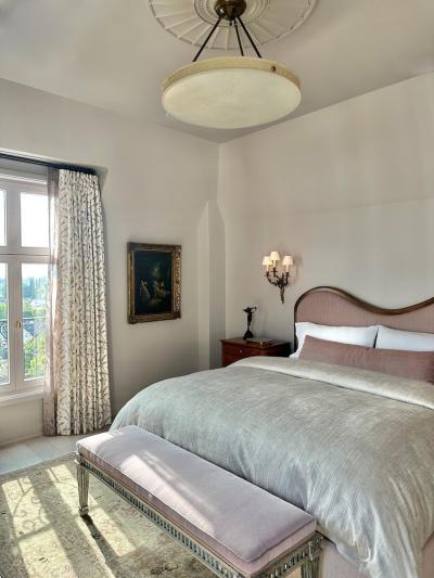 JORDAN CARLYLE ROSSMORE BED