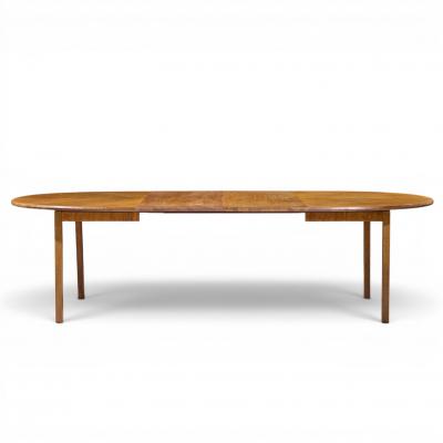 Jack Cartwright Jack Cartwright for Founders Style Oak Expanding Dining Table with 2 Leaves