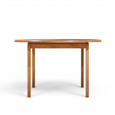 Jack Cartwright Jack Cartwright for Founders Style Oak Expanding Dining Table with 2 Leaves