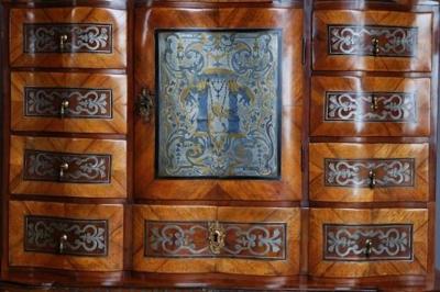 Jacob Arend South German walnut bureau cabinet on stand