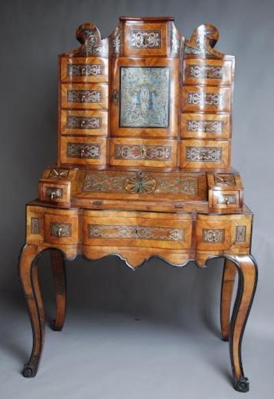 Jacob Arend South German walnut bureau cabinet on stand