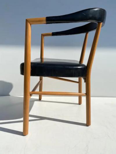 Jacob Kj r Jacob Kjaer Pair of Jacob Kjaer UN Armchairs