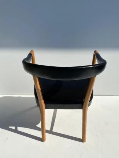 Jacob Kj r Jacob Kjaer Pair of Jacob Kjaer UN Armchairs