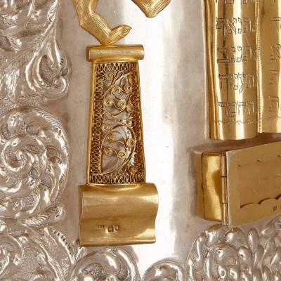 Jacob Langleben Silver gilt Judaica Torah breast plate by Jacob Langleben 1896