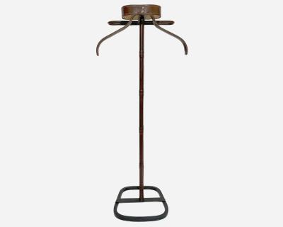 Jacques Adnet Night valet in tan leather with saddle stitching by J Adnet France circa 1960