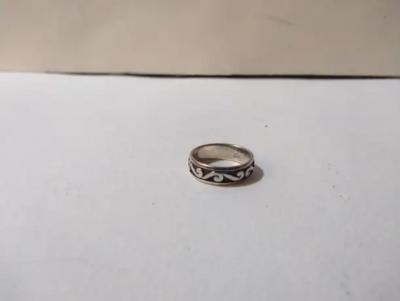 James Avery James Avery Style Sterling Silver Etched Band Ring Size 7 5