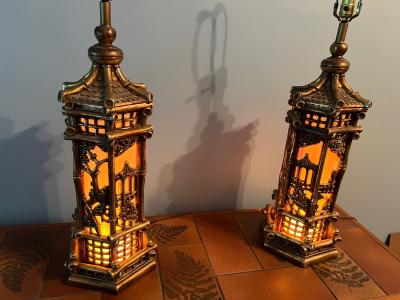 James Mont PAIR OF GILT GESSO WOOD CHINOISERIE LAMPS IN THE MANNER OF JAMES MONT