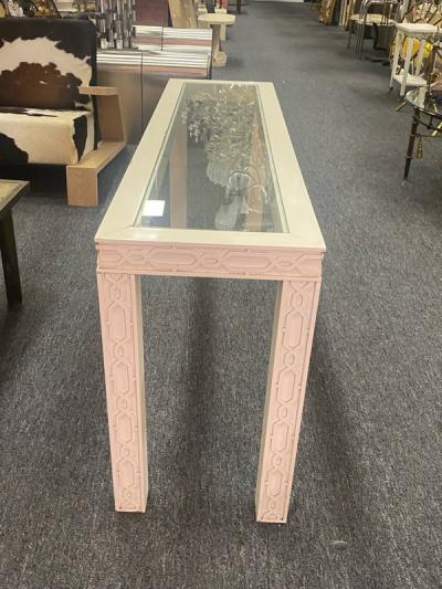 James Mont WHITE CHINOISERIE STYLE CONSOLE TABLE IN THE MANNER OF JAMES MONT