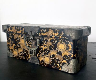 Japanese Antique Lacquer Maki E Miniature Hasami Bako with Copper Mounts