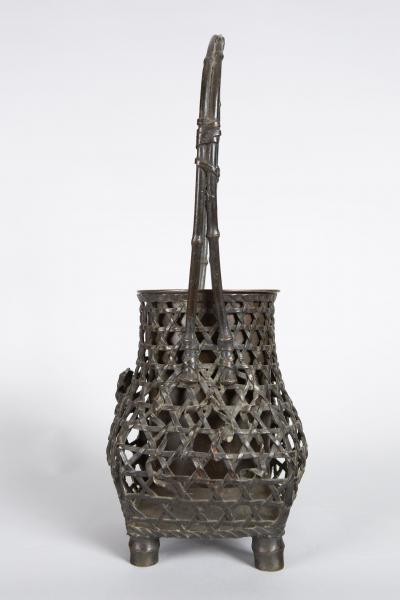 Japanese Bronze Ikebana Flower Arranging Vase with Frog