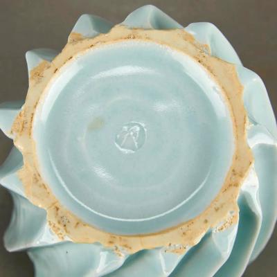 Japanese Celadon Lidded Vessel Mizusashi by Uichi Shimizu