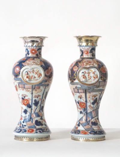 Japanese Edo Imari Paktong Mounted Garniture Vases Pair circa 1720