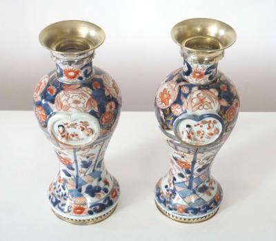 Japanese Edo Imari Paktong Mounted Garniture Vases Pair circa 1720