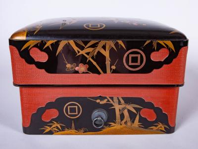 Japanese Lacquer Box with Bamboo Plum and Family Crest