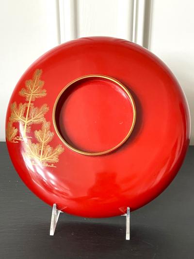 Japanese Lacquer Maki e Plate of Masked Dancer