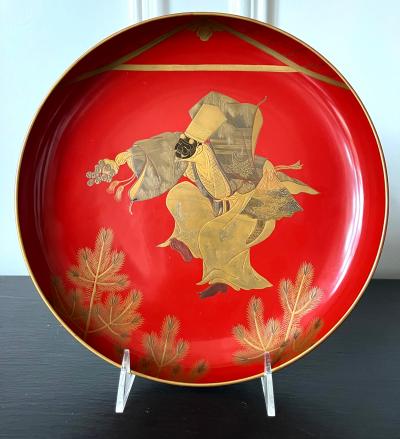 Japanese Lacquer Maki e Plate of Masked Dancer
