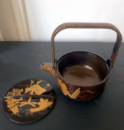 Japanese Lacquer Maki e Sake Ewer Meiji Period
