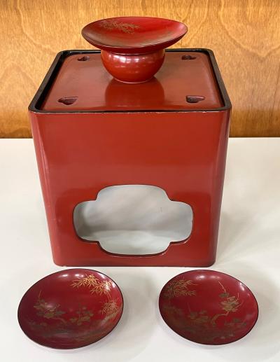 Japanese Lacquered Sake Drinking Set Meiji Period