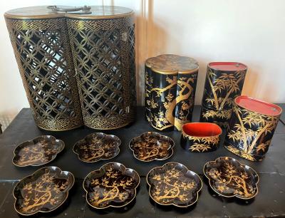 Japanese Maki e Lacquer Portable Sagejubako Theme of Three Winter Friends