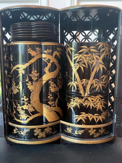 Japanese Maki e Lacquer Portable Sagejubako Theme of Three Winter Friends