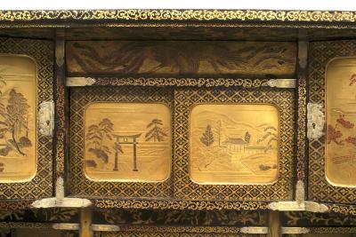 Japanese Meiji Black Lacquered tag re