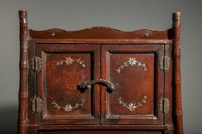 Japanese Monk s Chest