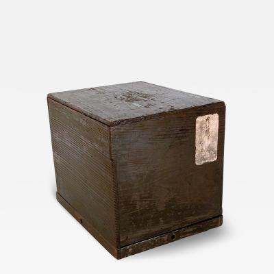 Japanese Pine Painted Box circa 1900