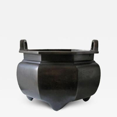 Japanese bronze vessel