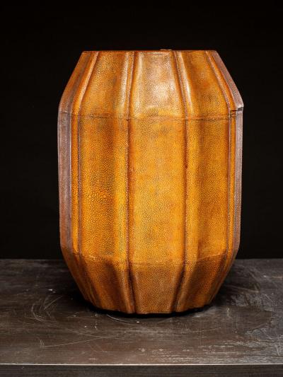 Japanese style antique Stool or Sidetable covered in Shagreen Galuchat